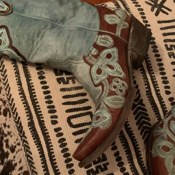 Old Gringo Turquoise and Brown Floral Heeled Boots - Picture 2 of 3